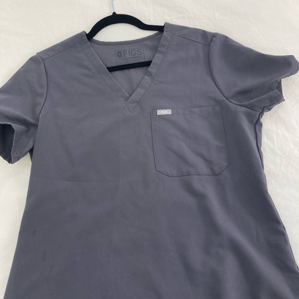 Figs M Catarina One-Pocket Scrub Top